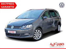 Grau Gebraucht 2021 VW Sharan Highline Van / Kleinbus | 28.950 € (Guter Preis)