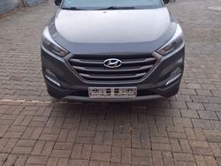 Braun Gebraucht 2017 Hyundai Tucson SUV | 14.000 € (Fairer Preis)