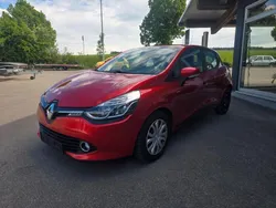 Rot Gebraucht 2015 Renault Clio IV Initiale Paris Limousine | 5.200 € (Superpreis)