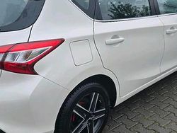 Weiß Gebraucht 2017 Nissan Qashqai SUV | 6.800 € (Superpreis)