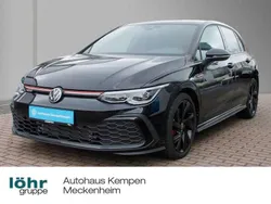 Deep black perleffekt Gebraucht 2024 VW Golf VIII GTI Limousine | 31.440 € (Guter Preis)