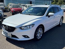 Snowflake white Gebraucht 2015 Mazda 6 Center-Line Kombi | 9.199 € (Etwas zu teuer)