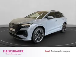 Grau Gebraucht 2022 Audi Q4 e-tron Ambiente SUV | 32.890 € (Guter Preis)