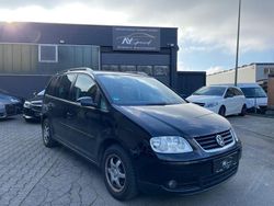 Schwarz Gebraucht 2004 VW Touran Highline Van / Kleinbus | 2.599 € (Fairer Preis)
