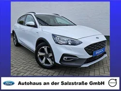 Weiß Gebraucht 2021 Ford Focus Active Limousine | 18.698 € (Fairer Preis)