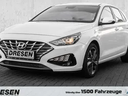 Atlas white uni Gebraucht 2023 Hyundai i30 Trend Kombi | 18.880 € (Fairer Preis)
