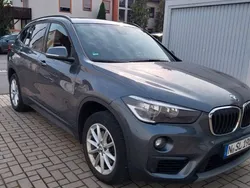 Grau Gebraucht 2017 BMW X1 Advantage SUV | 15.899 € (Fairer Preis)