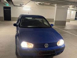 Blau Gebraucht 2001 VW Golf IV Comfortline Limousine | 1.699 € (Guter Preis)