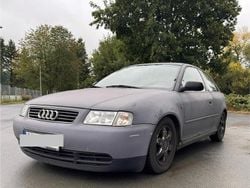 Grau Gebraucht 1997 Audi A3 Kleinwagen | 555 € (Fairer Preis)