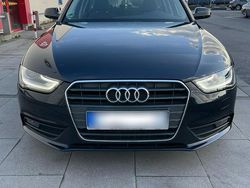 Blau Gebraucht 2013 Audi A4 Attraction Kombi | 8.500 € (Fairer Preis)