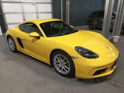 Gelb Gebraucht 2022 Porsche 718 Boxster Coupé | 58.440 € (Superpreis)