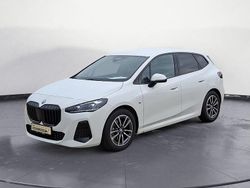 Weiß Gebraucht 2024 BMW 218 Active Tourer Performance Van / Kleinbus | 32.990 € (Fairer Preis)