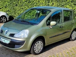 Grün Gebraucht 2008 Renault Modus Van / Kleinbus | 3.699 € (Etwas zu teuer)