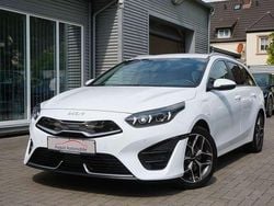 Weiß Gebraucht 2022 Kia Ceed Sportswagon Platinum Edition Kombi | 19.470 € (Fairer Preis)