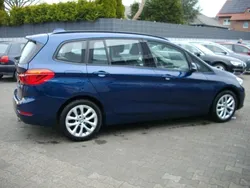 Blau Gebraucht 2017 BMW 220 Gran Tourer Advantage Van / Kleinbus | 15.450 € (Superpreis)