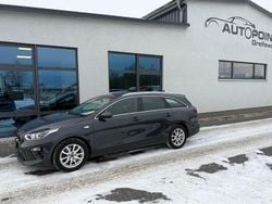 Grau Gebraucht 2018 Kia Ceed Sportswagon Kombi | 15.990 € (Etwas zu teuer)