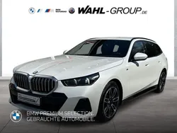 Weiß Gebraucht 2024 BMW 540 M Sport Kombi | 66.790 € (Fairer Preis)