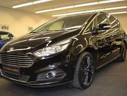 Schwarz Gebraucht 2017 Ford S-MAX Titanium Van / Kleinbus | 14.999 € (Fairer Preis)