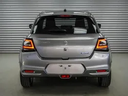Premium silver metallic (znc) premium silver metallic (znc) Neu 2025 Suzuki Swift GL Limousine | 20.169 €