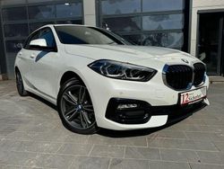 Weiß Gebraucht 2022 BMW 120 Sport Line Kleinwagen | 28.999 € (Etwas zu teuer)