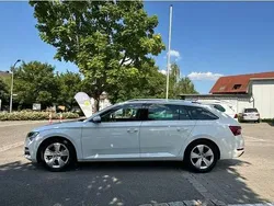 Weiß Gebraucht 2020 Skoda Superb Style Kombi | 19.990 € (Etwas zu teuer)
