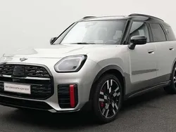 Grau Gebraucht 2024 Mini John Cooper Works Countryman SUV | 42.370 € (Superpreis)