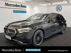 Obsidianschwarz Gebraucht 2024 Mercedes E300 AMG Kombi | 72.550 €