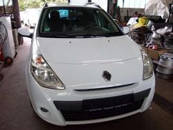 Weiß Gebraucht 2012 Renault Clio GrandTour Kombi | 4.900 € (Etwas zu teuer)