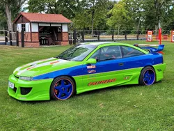 Grün Gebraucht 1993 Opel Calibra Coupé | 19.900 €