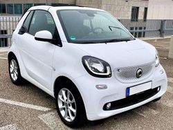 Weiß Gebraucht 2019 Smart ForTwo Cabrio Cabrio | 17.700 € (Fairer Preis)