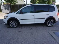 VW Touran Cross