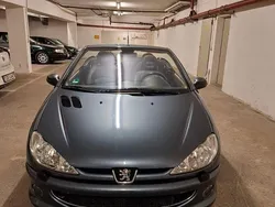 Grau Gebraucht 2005 Peugeot 206 CC Cabrio | 2.345 € (Fairer Preis)