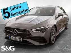 Metalliclack mountaingrau Gebraucht 2025 Mercedes CLA200 AMG Kombi | 45.499 €