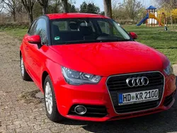 Rot Gebraucht 2012 Audi A1 Sport Kleinwagen | 11.800 € (Etwas zu teuer)