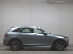 Selenitgrau metallic Gebraucht 2019 Mercedes GLC220 AMG line SUV | 28.980 € (Fairer Preis)