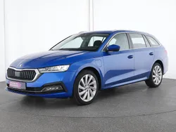 Blau Gebraucht 2022 Skoda Octavia Style Limousine | 23.289 € (Guter Preis)