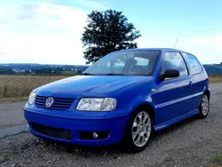 Blau Gebraucht 2001 VW Polo Conceptline Kleinwagen | 1.950 € (Fairer Preis)
