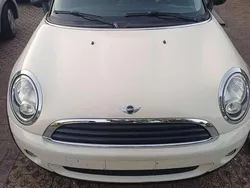 Weiß Gebraucht 2009 Mini ONE Kleinwagen | 2.100 € (Superpreis)