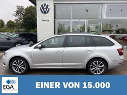 Silber metallic Gebraucht 2017 Skoda Octavia Drive Kombi | 18.020 € (Teuer)