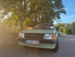 Grün Gebraucht 1983 Opel Kadett Coupé | 3.300 €