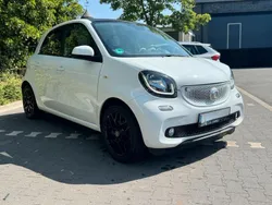 Weiß Gebraucht 2015 Smart ForFour Passion Kleinwagen | 7.100 € (Fairer Preis)