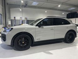 Weiß Gebraucht 2024 Porsche Cayenne GTS SUV | 148.490 € (Guter Preis)
