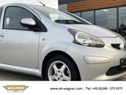 Silber Gebraucht 2006 Toyota Aygo Cool Kleinwagen | 1.999 € (Fairer Preis)