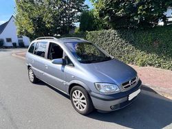 Silber Gebraucht 2005 Opel Zafira Van / Kleinbus | 1.400 € (Superpreis)