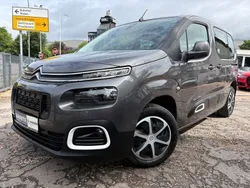 Grau Gebraucht 2021 Citroën Berlingo Feel Van / Kleinbus | 16.900 € (Superpreis)