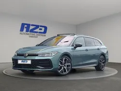 Maripositgrün metallic Gebraucht 2024 VW Passat R-line Kombi | 49.988 € (Teuer)