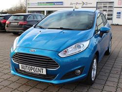 Blau Gebraucht 2016 Ford Fiesta Titanium Kleinwagen | 8.690 € (Etwas zu teuer)