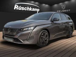 Grau Gebraucht 2022 Peugeot 308 Allure Kombi | 25.680 € (Etwas zu teuer)