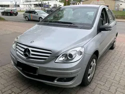 Polarsilber Gebraucht 2006 Mercedes B180 Van / Kleinbus | 3.999 € (Guter Preis)