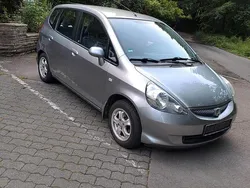 Grau Gebraucht 2006 Honda Jazz Kleinwagen | 2.200 € (Fairer Preis)